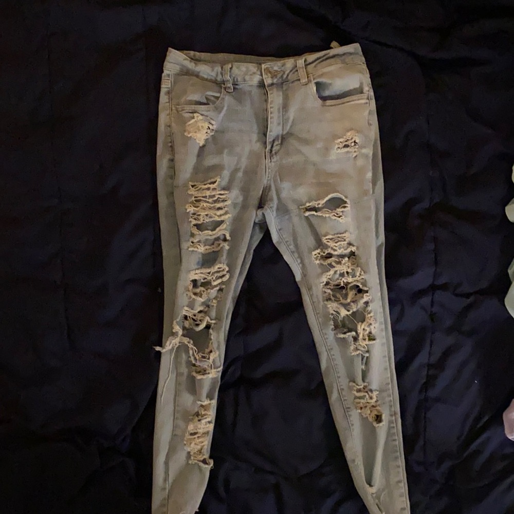 Rue 21 Distressed Jeans